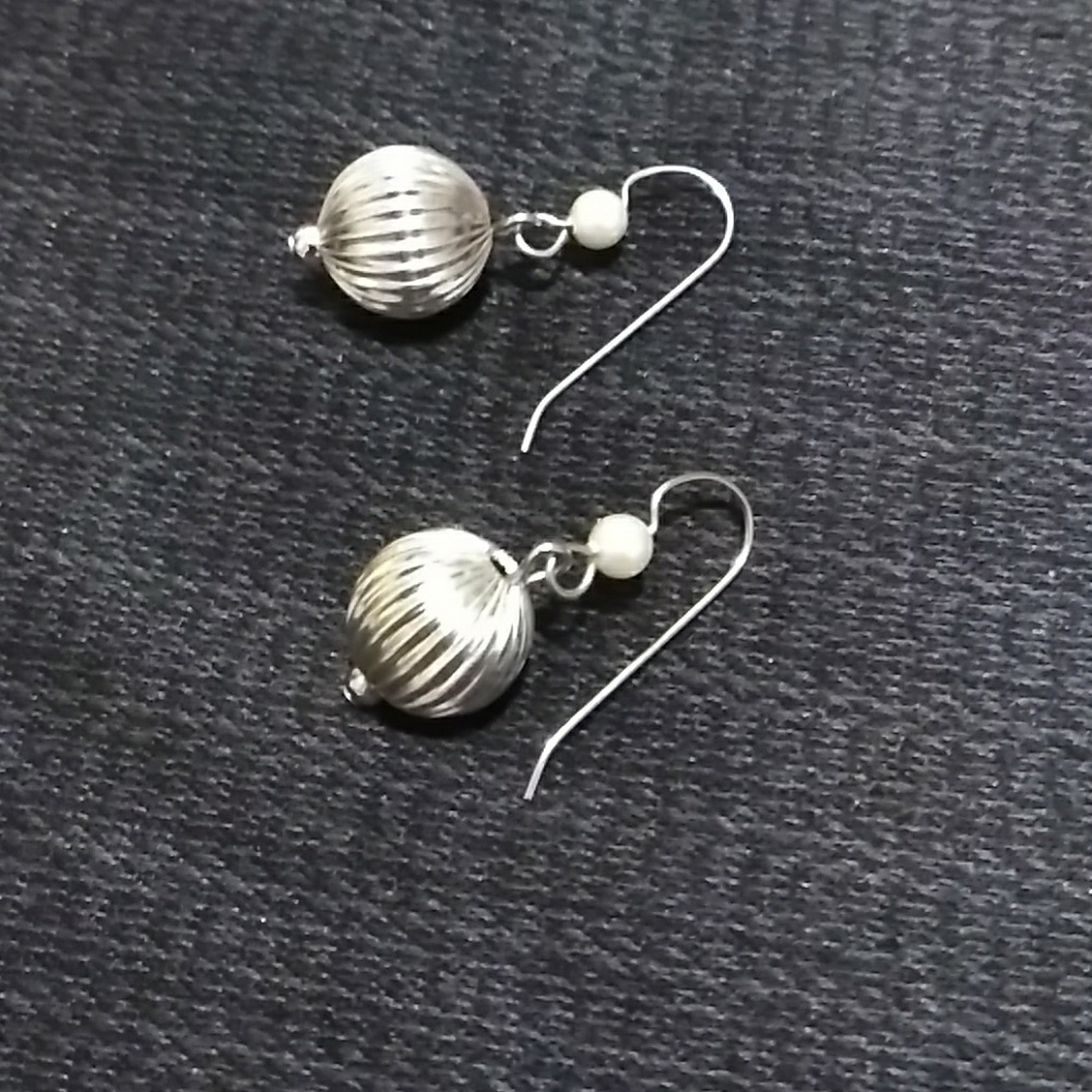 Silver ball and pearl earrings